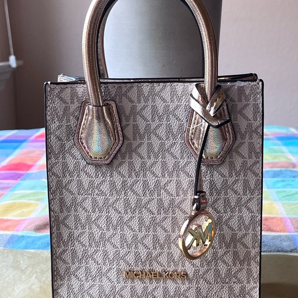 ⚜️ MICHAEL KORS EXTRA - SMALL SIGNATURE LOGO CROSSBODY BAG ⚜️ NWT ⚜️ - Picture 8 of 16